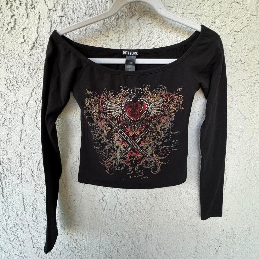Hot topic long sleeve